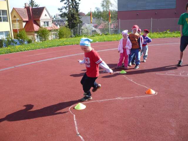 Děti vítají jaro