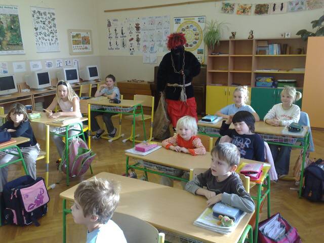 Dnes nás navštívil Mikuláš, anděl a čert.
