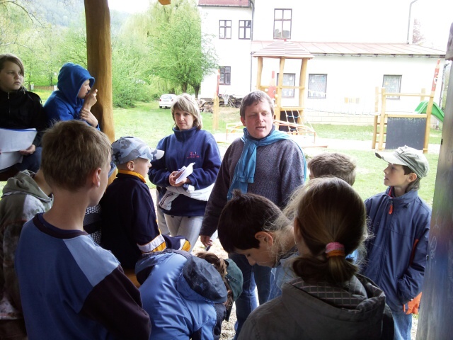 Ve čtvrtek 6. a v pátek 7. května se u nás ve škole konal třetí ročník regionální vlastivědné soutěže Vlastík 2010. 