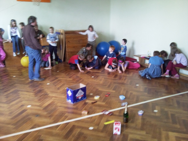 Ve čtvrtek 6. a v pátek 7. května se u nás ve škole konal třetí ročník regionální vlastivědné soutěže Vlastík 2010. 