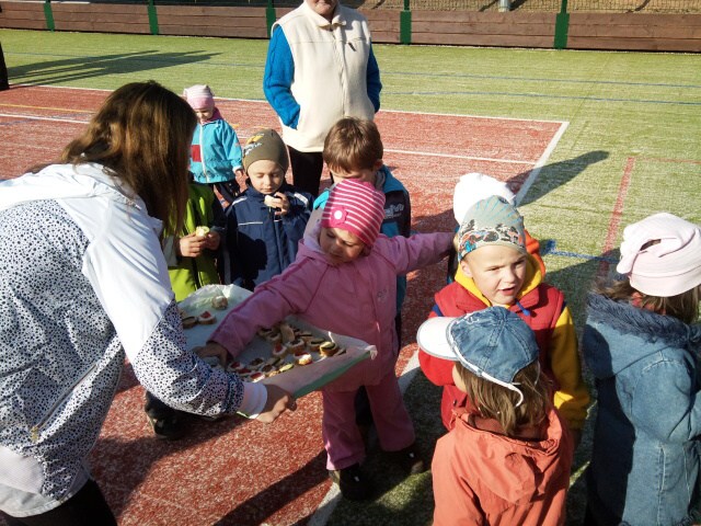 slavnostní otevření hřiště - 14.10.2010
