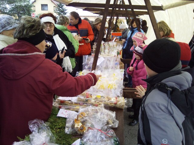 V neděli 28. listopadu 2010 se konaly pravidelné vánoční trhy...