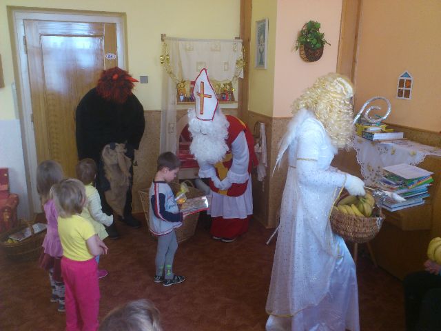 čert a Mikuláš